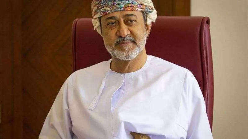 سلطان عمان يؤكد حفاظه على التعايش السلمي وعدم التدخل في شؤون الدول