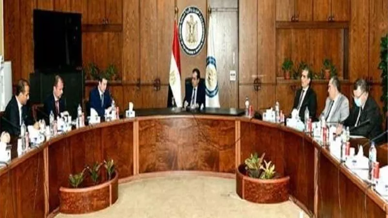 وزير البترول الأسبق: قطع روسيا إمداد الغاز عن أوروبا سيكون إعلانا للحرب العالمية.. فيديو