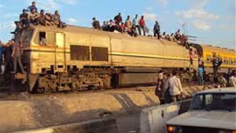 عاجل.. سقوط أمين شرطة من قطار بالبحيرة