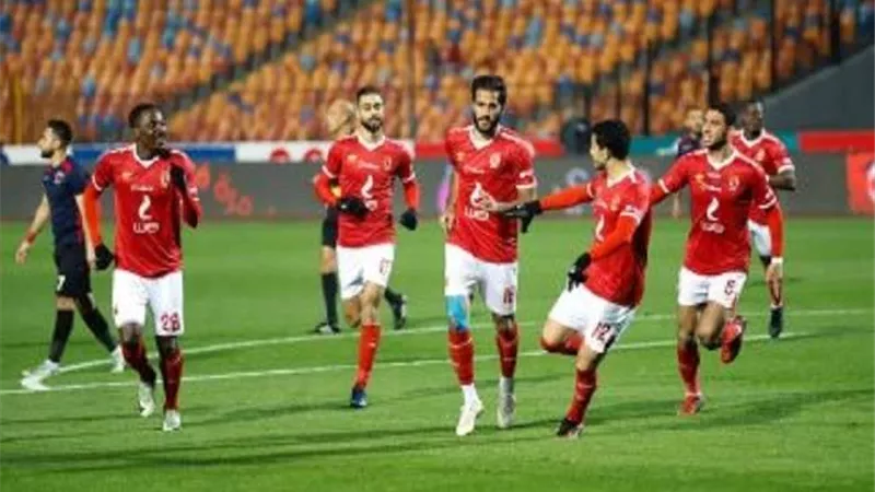 الأهلي يسعى للحفاظ على الصدارة في الجولة الثالثة عشر من الدوري بلقاء طنطا