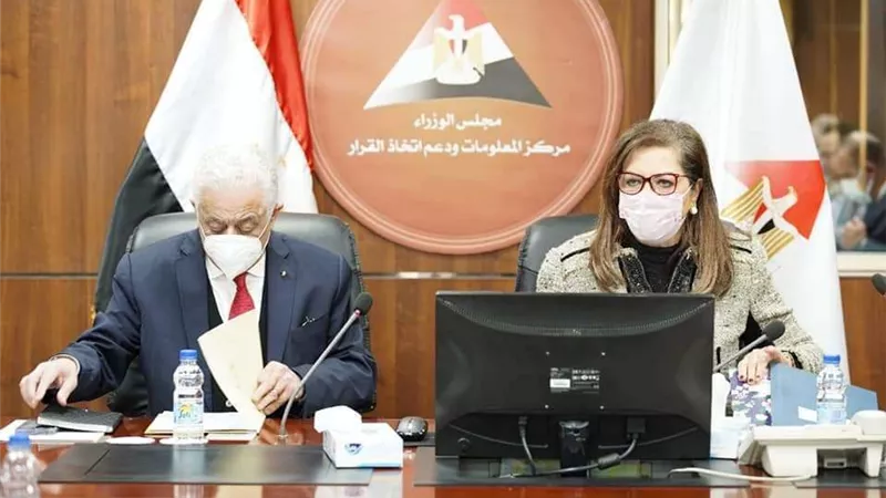 طارق شوقي يضع نظامًا جديدًا للصف الخامس الابتدائي