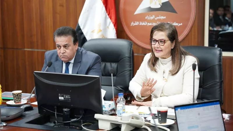 وزيرا التخطيط والتعليم العالي يناقشانِ خطة الأهمية الاقتصادية للتعليم 2022/2023
