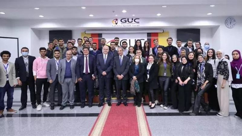 وزير الاتصالات: التحول الرقمي ضروري لتحسين الخدمات للمواطنين