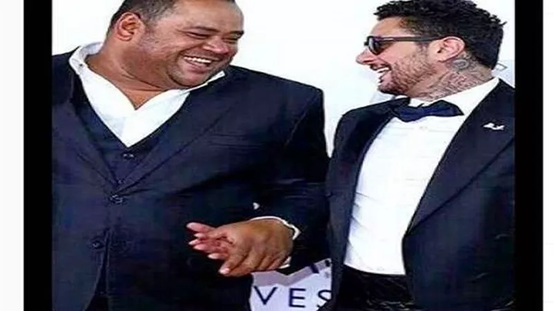 أحمد الفيشاوي ينشر صورة له برفقة محمد ممدوح عبر 