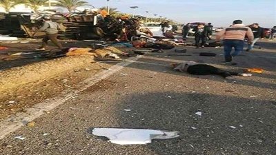 إصابة 18 شخصا إثر انقلاب أتوبيس أعلى وصلة دهشور الصحراوي