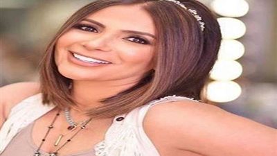 منى زكي توجه رسالة لأحمد السقا بسبب فيلم العنكبوت