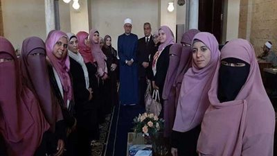 أمين 