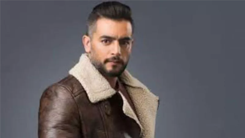 مسلسلات رمضان 2022.. هاني سلامة يعلن عن القنوات الناقلة لمسلسل «ملف سري»