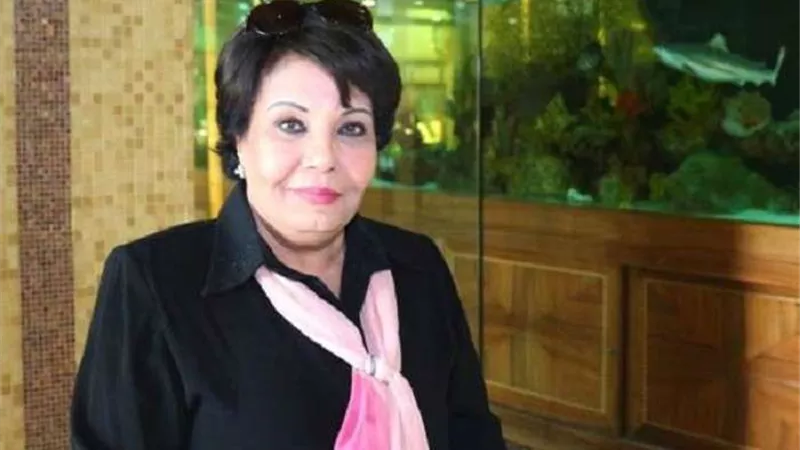 فردوس عبد الحميد: أنا بمسح حذاء زوجي بدون افتعال أو تكلف