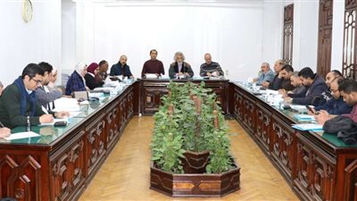 إحالة 5 أطباء من القيادات الإدارية بمديرية الشئون الصحية بالمنيا للتحقيق
