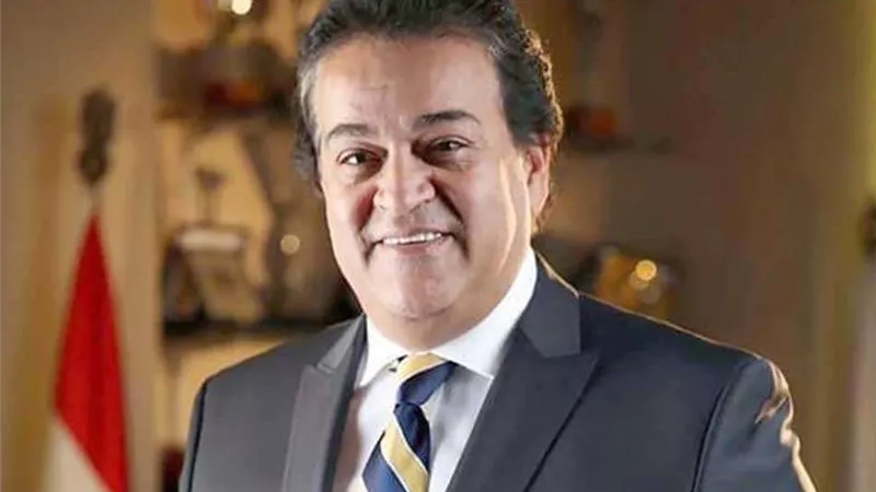 وزير التعليم العالي: لا مكان للطلاب العائدين من أوكرانيا في الجامعات الحكومية.. فيديو