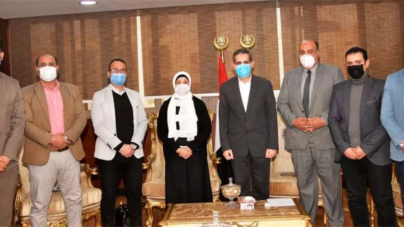 محافظ الغربية يستقبل ممثلي الشباب والرياضة إستعداداً لمنتدى شباب الدلتا