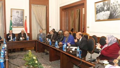 مندوب فلسطين من حزب الوفد: اناشد الأشقاء الفلسطين بنبذ الخلاف