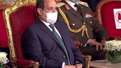 الرئيس السيسي يوجه بدراسة أوضاع الطلاب العائدين من أوكرانيا