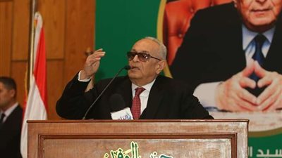 أبو شقة: الدولة العصرية أو الديمقراطية لا تتأتى إلا من خلال التنافس الحزبي القوي
