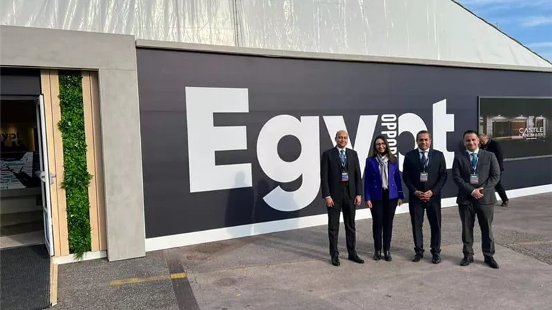 القنصل العام لمصر في مارسيليا تتفقد الجناح المصرى فى معرض Mipim بمدينة 