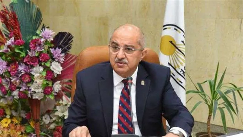 جامعة أسيوط تصدر قرارًا بتعيين 10 أساتذة بعدد من الكليات