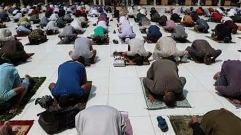 وزارة الأوقاف تضع ضوابط صلاة التراويح والدروس الدينية في رمضان