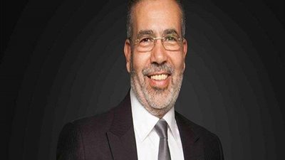 مدحت العدل يكشف الاختلاف بين فيلم ومسلسل 