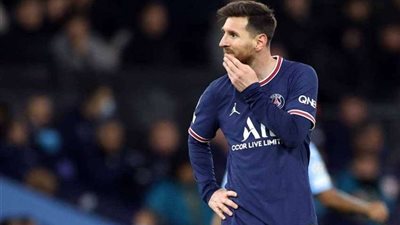 موقع بريطاني يكشف التشكيل الأسوأ للعام الحالي.. هل يتواجد ليونيل ميسي؟