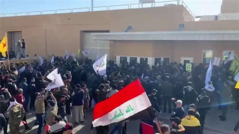 بث مباشر.. المظاهرات تعود إلى شوارع بغداد مجددًا