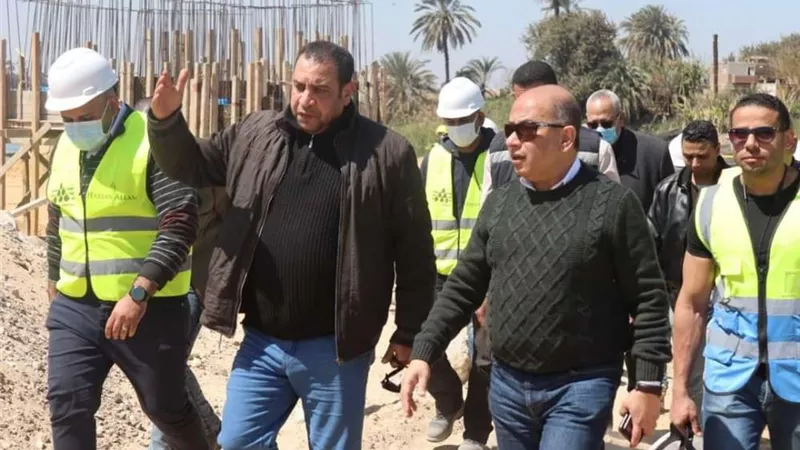 اللواء هشام درة يتفقد مشروع محطة مياه المعابدة الجديدة بأسيوط