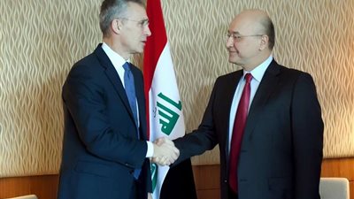 الرئيس العراقي يلتقي الأمين العام لحلف شمال الأطلسي ناتو