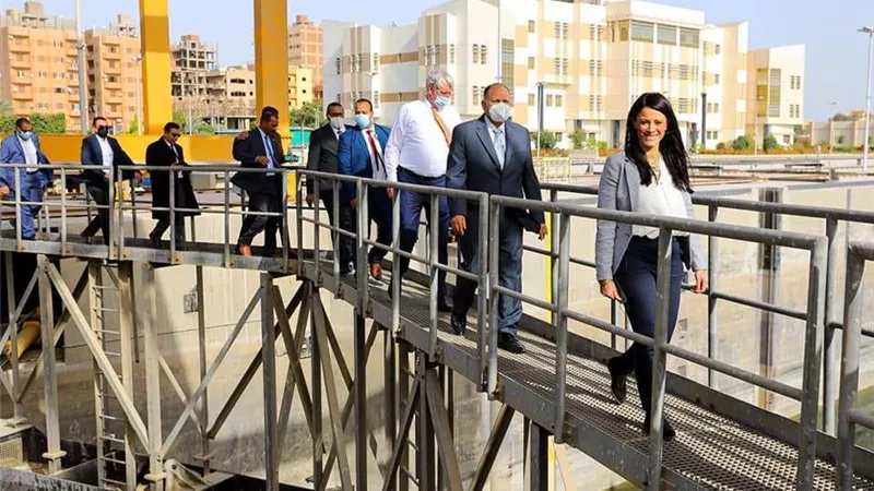 وزيرة التعاون الدولي ومحافظ أسيوط يتفقدان مشروع قناطر أسيوط الجديدة ومحطة الكهرباء الكهرومائية