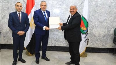 التموين: الشكاوي ضد التجار سرية وعقوبات رادعة للمتلاعبين بالأسعار.. فيديو
