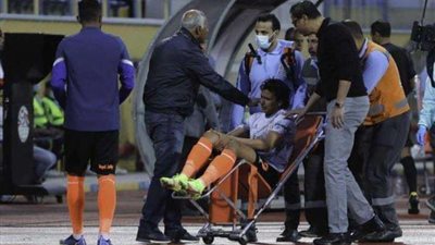 موعد عودة عمرو جمال من النمسا بعد اجراء جراحة الرباط الصليبى