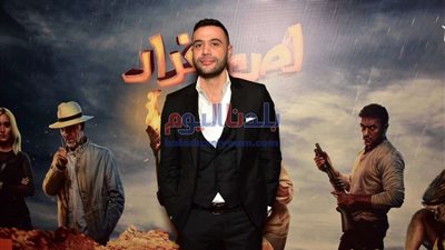 محمد إمام يكشف عن موعد عرض 