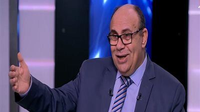 حكم قراءة القرآن الكريم للنساء بدون تغطية الشعر.. .مبروك عطية يعلق (فيديو)