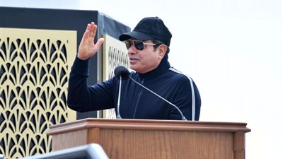 2 مليون شخص.. شاهد بالفيديو كيف تحدث الرئيس السيسي عن الباعة الجائلين