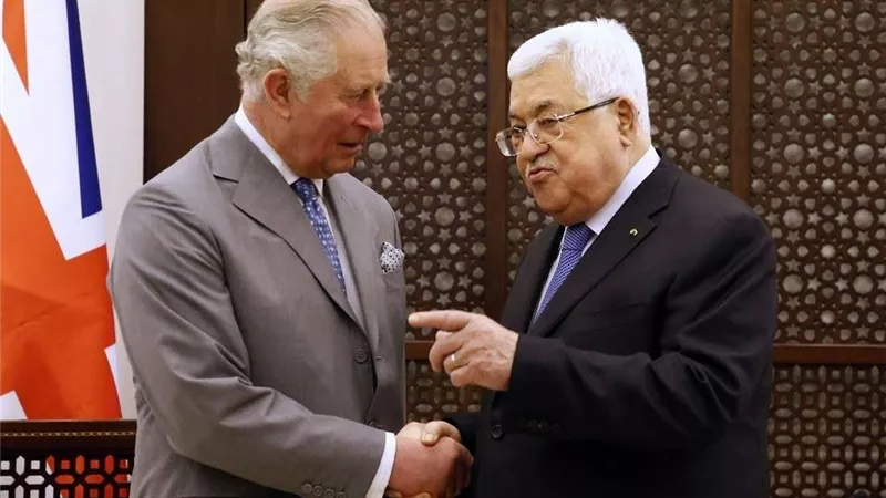 الرئيس الفلسطيني يلتقي ولي العهد البريطاني في بيت لحم