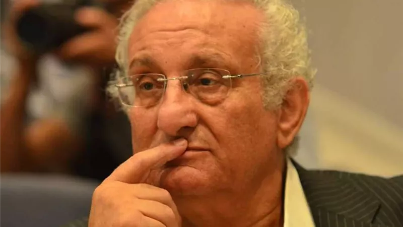 حالته غير مستقرة.. تطورات الحالة الصحية للفنان أحمد حلاوة