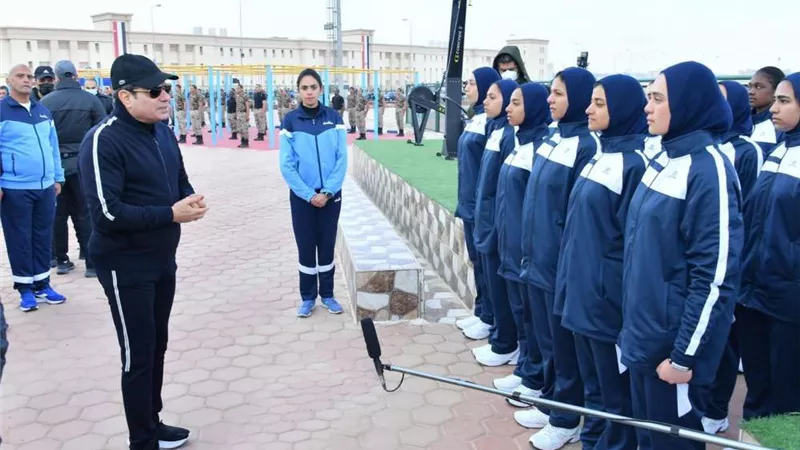 الرئيس السيسي: المصريون عايشين على مساحة أرض ضئيلة بالنسبة لعدد السكان (فيديو)