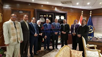 بالصور.. وفد بني سويف يهنئ مدير الأمن بعيد الشرطة الـ68