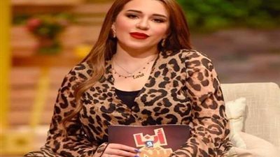 بالتفاصيل.. أسما شريف منير تكشف عن كتابها 