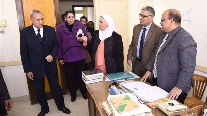 بالصور.. القباج للعاملين بمديرية التضامن بالقليوبية: 