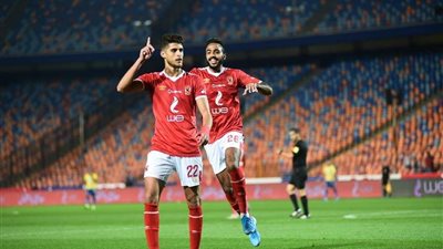 الخطيب ومؤمن زكريا بمقصورة ملعب السلام لمؤازرة الأهلي أمام النجم الساحلي