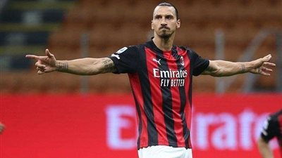 إبراهيموفيتش: لا يوجد لاعب أفضل مني في العالم.. ولن أعتزل