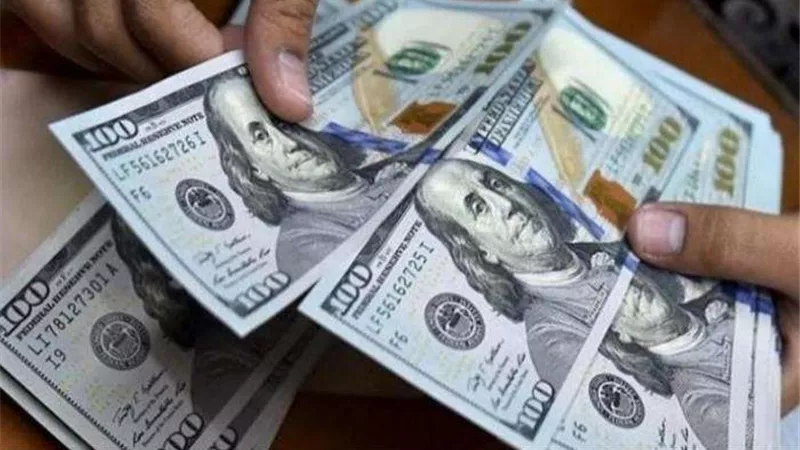 انخفاض أسعار العملات الأجنبية والدولار اليوم الاثنين 27 مارس 2022