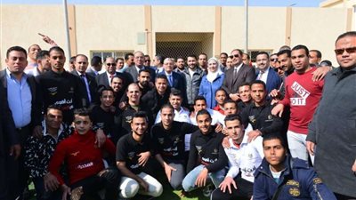 وزيرة التضامن ومحافظ المنيا يشهدان تكريم أول دفعة من متعافي الإدمان بمركز العزيمة