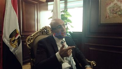محافظ بني سويف يُهنئ مدير المرور لحصوله على نوط الامتياز من الطبقة الأولى