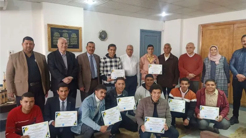 المهندس محمد نجيب يترأس اجتماع مجلس ادارة المدرسة الثانوية الفنية