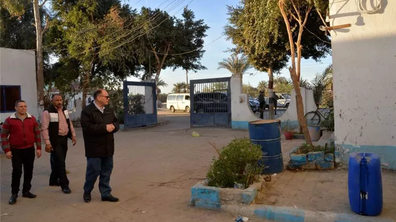 محافظ أسيوط يتفقد حاضنة المشروعات الصغيرة بعرب المدابغ