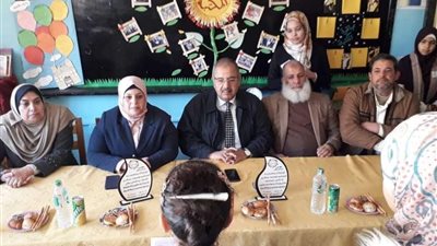 وكيل تعليم مطروح يشيد بمبادرة مدرسة العمدة طرام لإنشاء أكاديمية أقرأ
