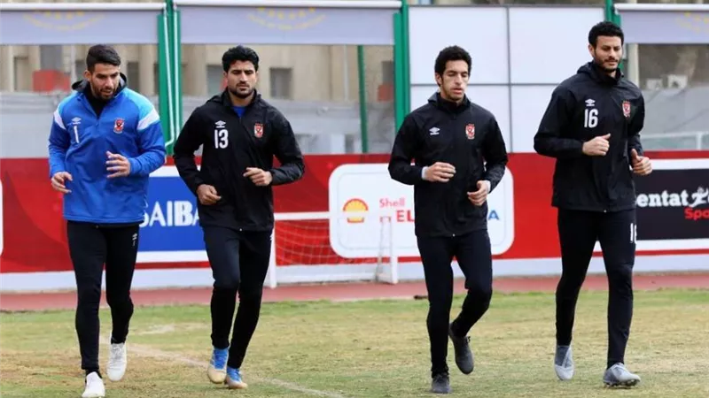 تدريبات مكثفة لحُراس الأهلي قبل مواجهة الهلال
