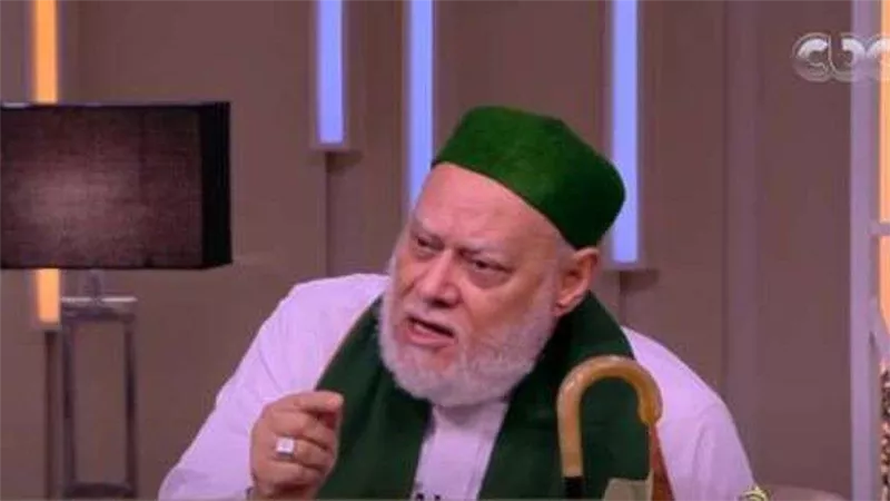 صلاة التراويح 11 ركعة أم 20.. علي جمعة يوضح.. فيديو