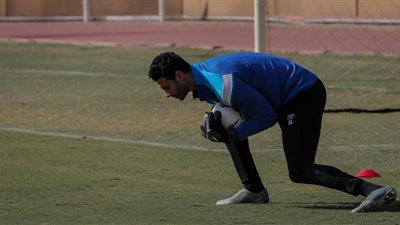 فايلر يجتمع مع الشناوي في نهاية مران الأهلي